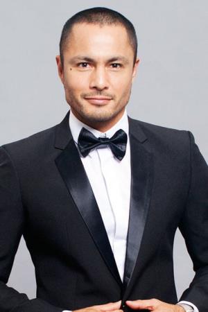 Derek Ramsay's poster