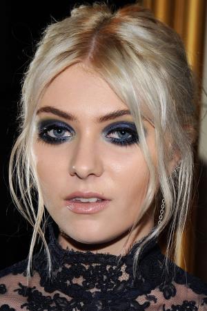 Taylor Momsen Poster