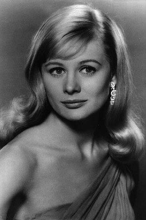 Shirley Knight Poster