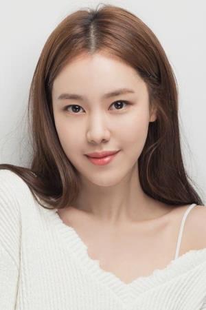 Kim Ye-won Poster