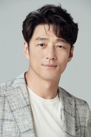 Ji Jin-hee's poster