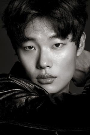 Ryu Jun-yeol Poster