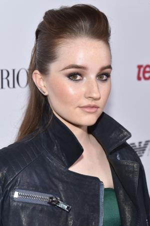 Kaitlyn Dever Poster