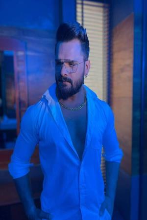 Khesari Lal Yadav's poster