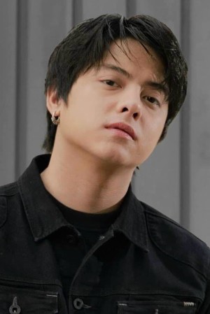 Daniel Padilla's poster