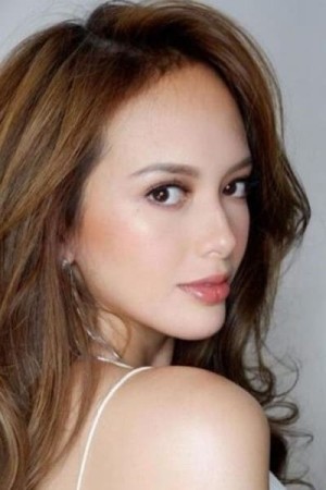 Ellen Adarna's poster