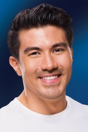 Luis Manzano's poster