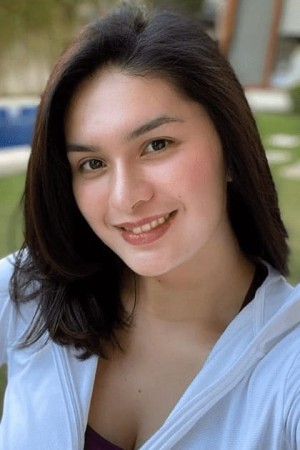 Pauleen Luna's poster