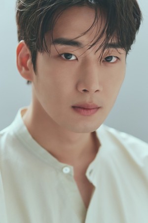 Choi Won-myeong's poster