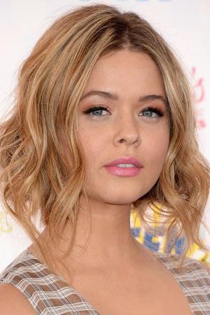 Sasha Pieterse's poster