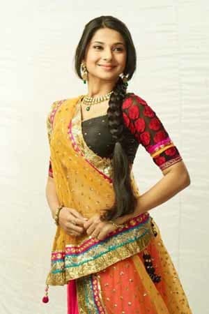 Jennifer Winget's poster