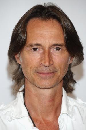 Robert Carlyle Poster