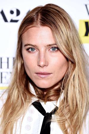 Dree Hemingway's poster