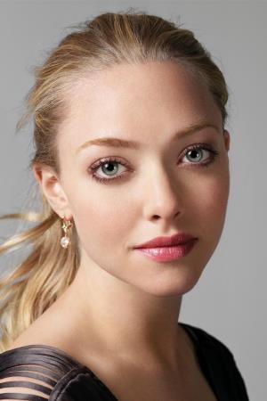 Amanda Seyfried Poster