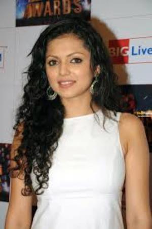 Drashti Dhami Poster