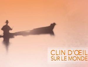Clin D'oeil Sur Le Monde Poster